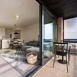 Penthouse In Near The Appartamento
