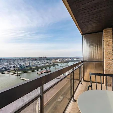 شقة Penthouse In Near The بلانكنبرخ